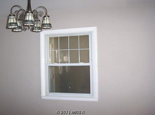 5th image of 106 Glyndon Dr
