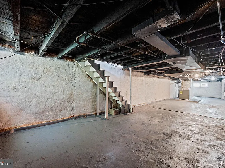 5011 Larchwood Ave — Photo 27