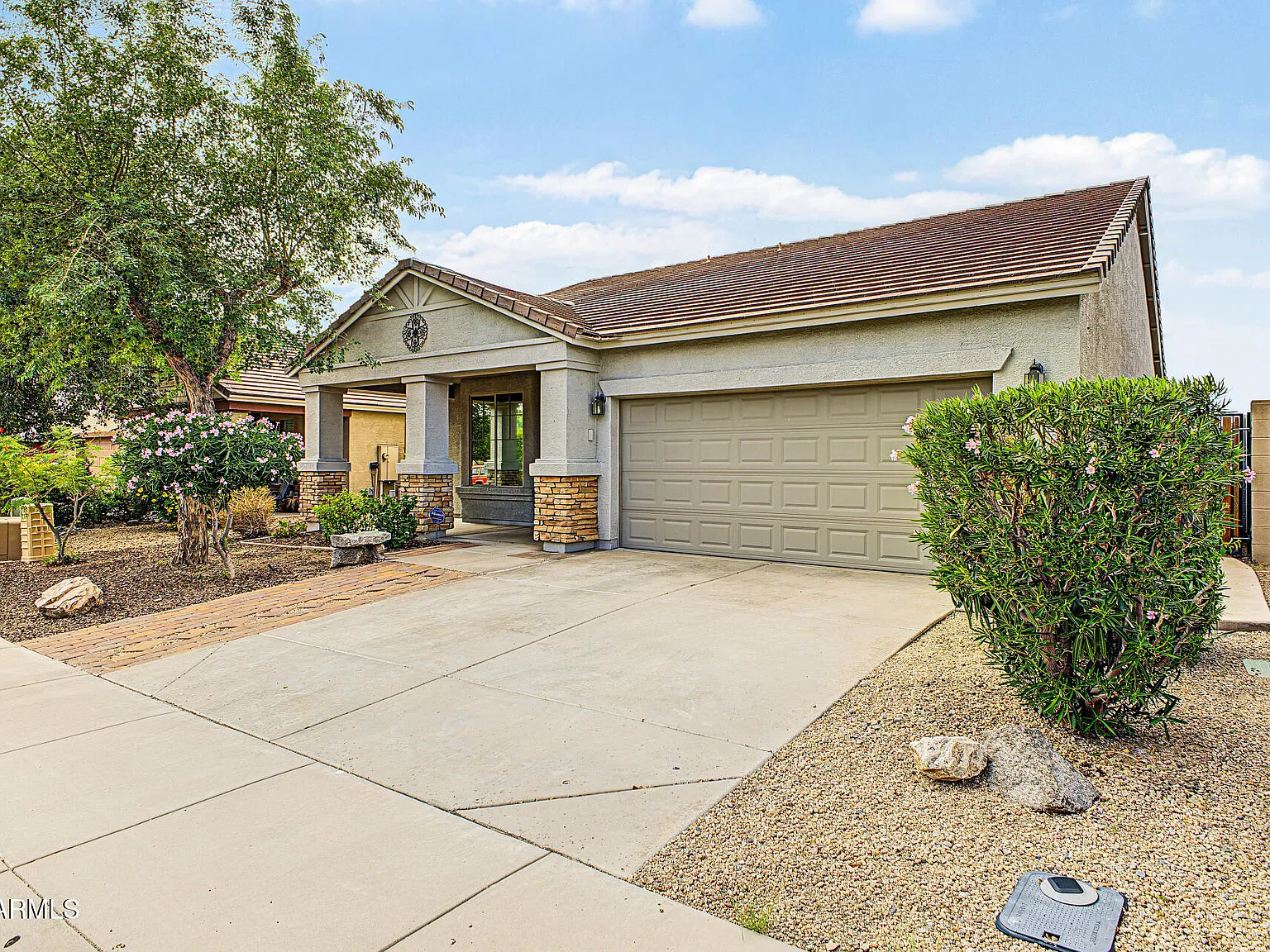 3 bed, 2.0 bath, 1657 sqft, $3,500 — Photo 3
