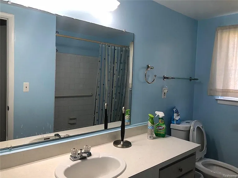 25319 Shiawassee Cir #102 — Photo 5