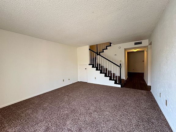 2nd image of 812 Melrose Dr