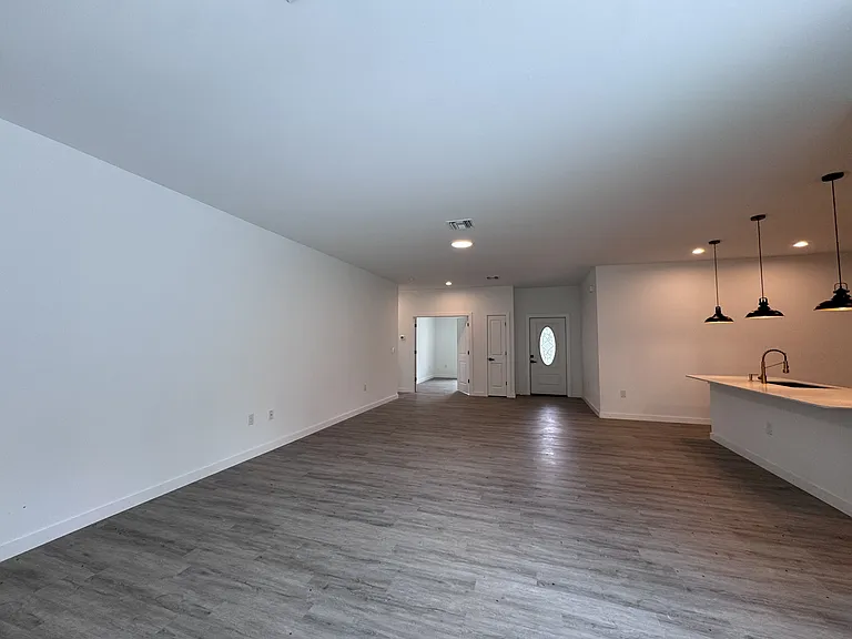 1223 Koltenborn Rd — Photo 5