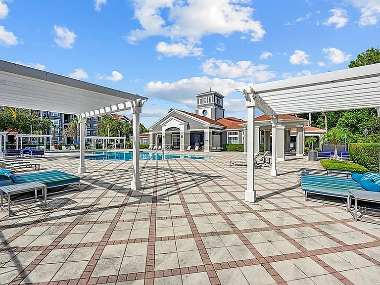 Exterior - Swimming Pool_001