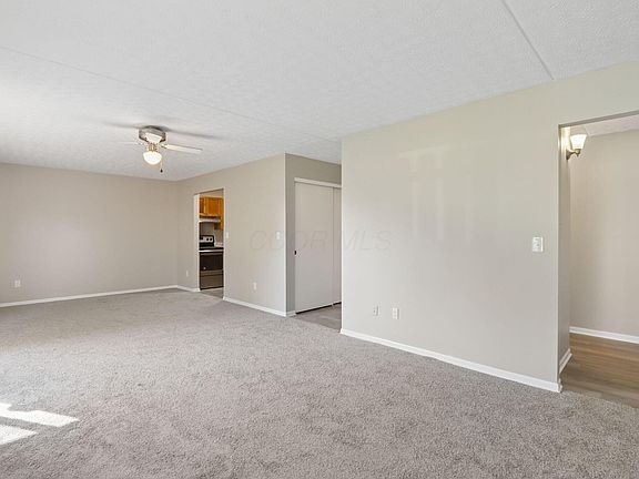 5th image of 3939 Karl Rd APT 100