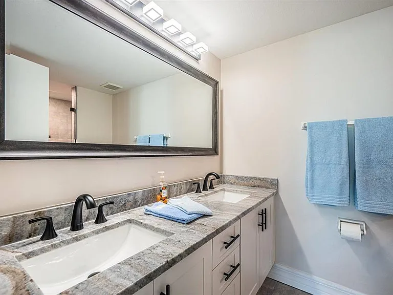 6061 Bahia Del Mar Cir #448 — Photo 15
