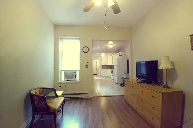 1517 N Lawrence St #1 — Photo 2