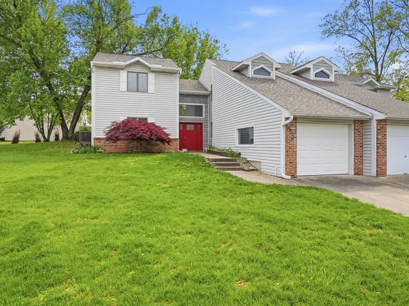 208 Briarcrest Ct, Columbia, MO 65203