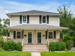 25 Carmen Pl, Red Bank, NJ 07701
