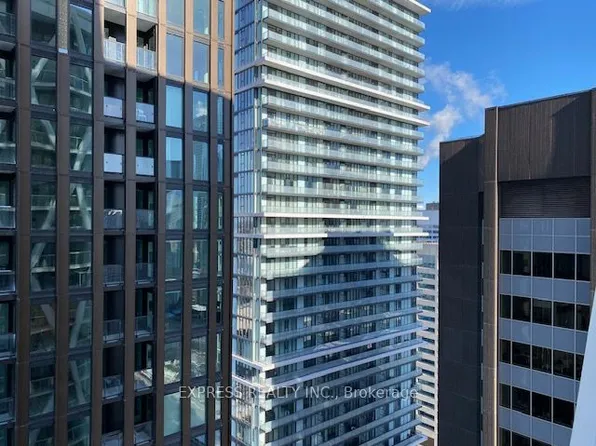 230 Simcoe St, Toronto, ON