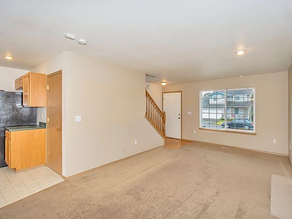 5th image of 18210 108th Street Ct E