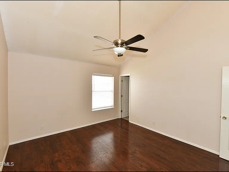 7737 Plaza Azul Rd — Photo 22