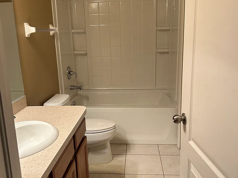 2nd bathroom