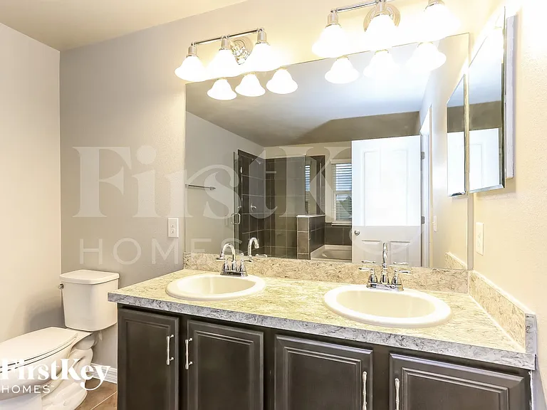 11533 Luckygem Dr — Photo 8