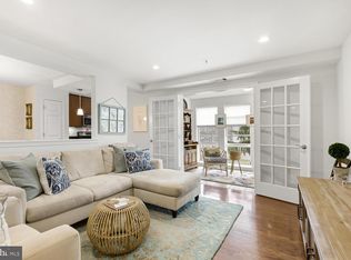 4079 S Four Mile Run Dr UNIT 303, Arlington, VA 22204