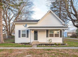 202 W Walnut St, Sharpsville, IN 46068