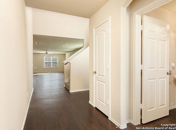 5th image of 10438 Rosewood Crk