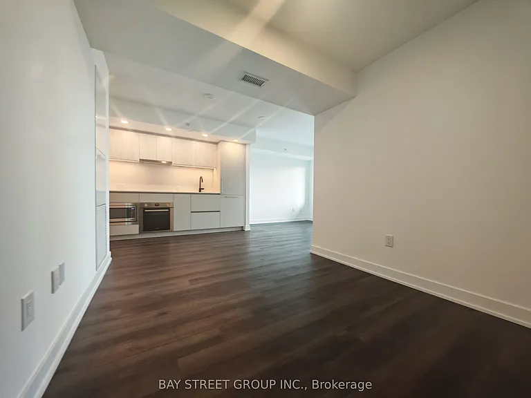 609 Sherbourne St #2211 — Photo 11