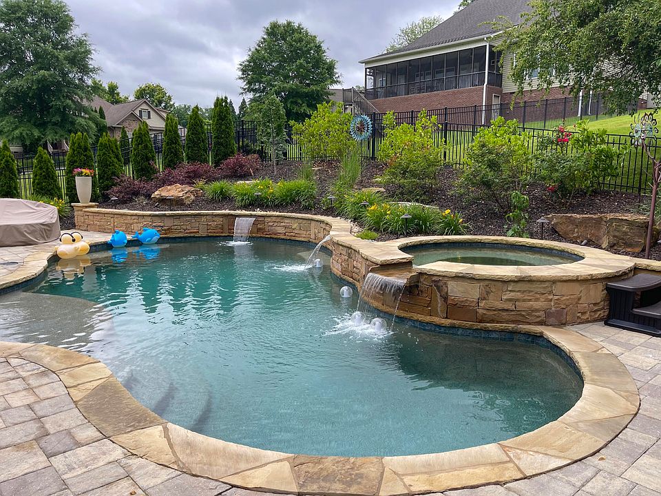 1st image of 1150 Saddlebrook Dr #195