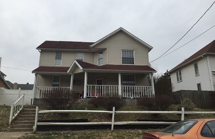 1st image of 205 Lake St