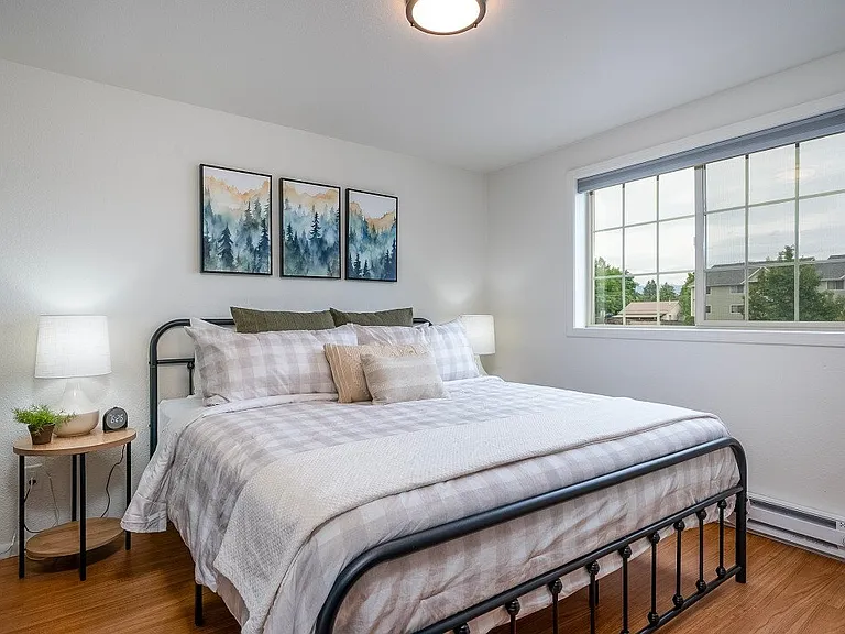 1430 3rd Ave E #3 — Photo 4