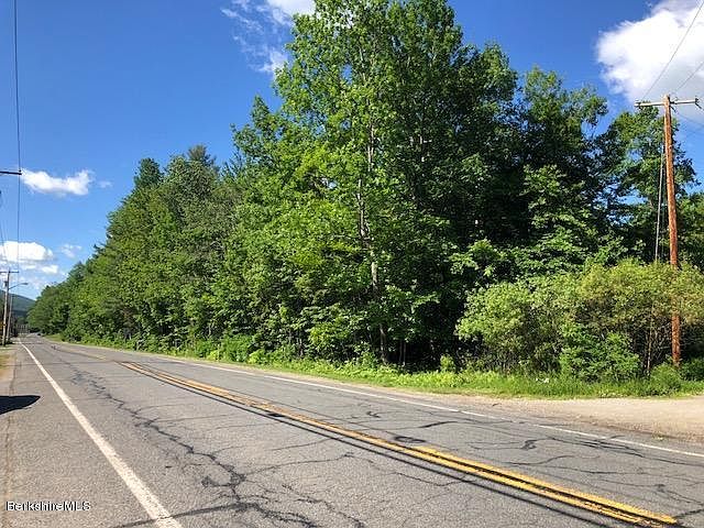 2nd image of 1360 River Rd