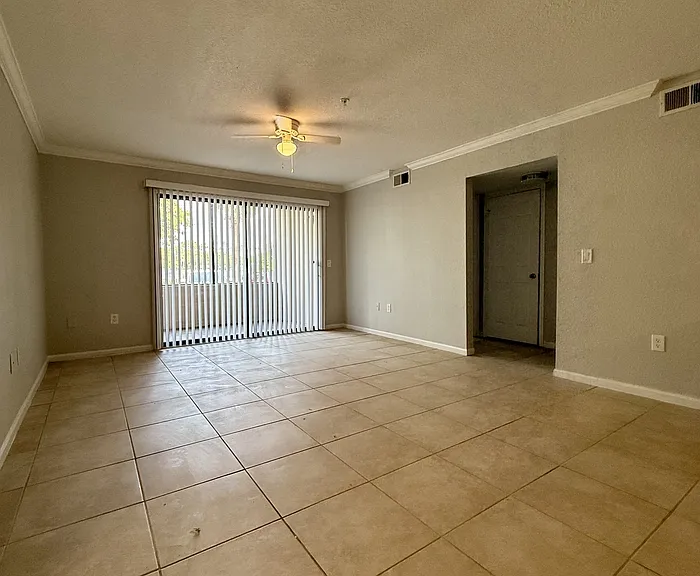 800 Boardwalk Dr #613-1 — Photo 3