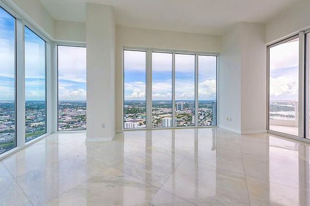 1st image of 2020 Bayshore Dr ##4702