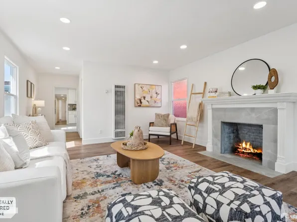 3549 Custer St, Oakland, CA 94601