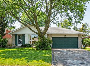 1021 Vera Cruz Dr, Mississauga, ON L4Y2G4