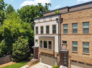 1053 Brandsford St NW, Atlanta, GA 30318