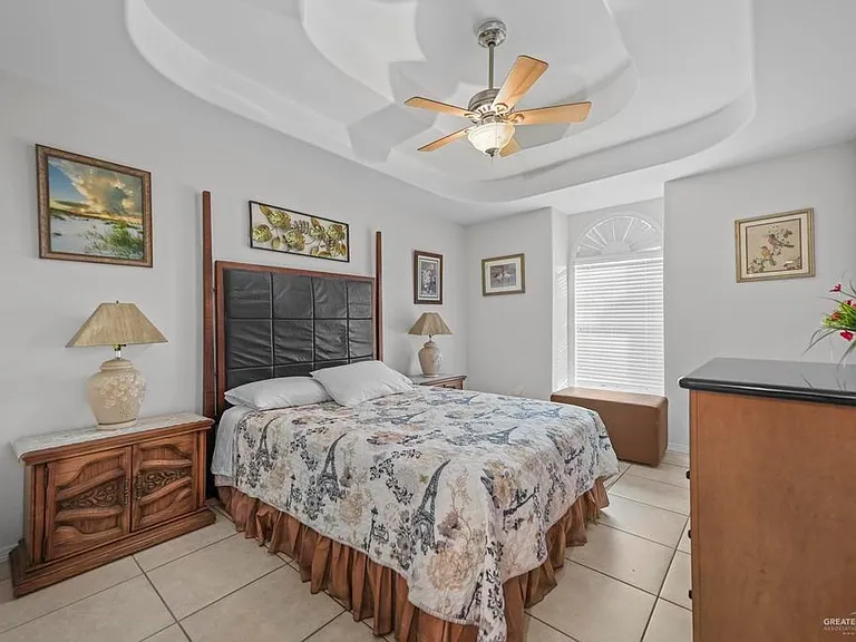 701 E Arapaho Ave — Photo 15