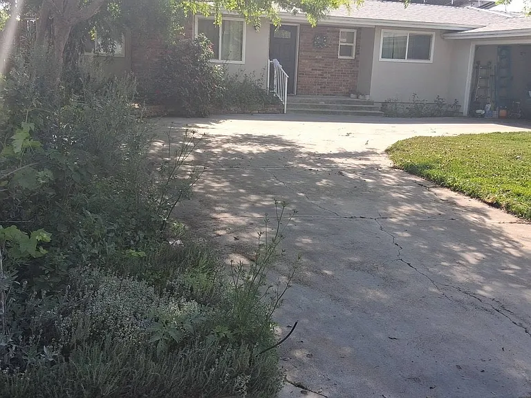 3419 Redlands Dr — Photo 20