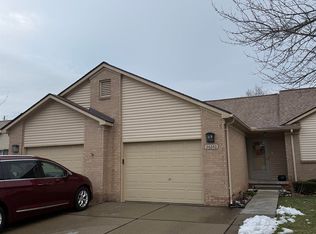 26640 Daniela Dr, Warren, MI 48091