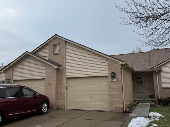 26640 Daniela Dr, Warren, MI 48091