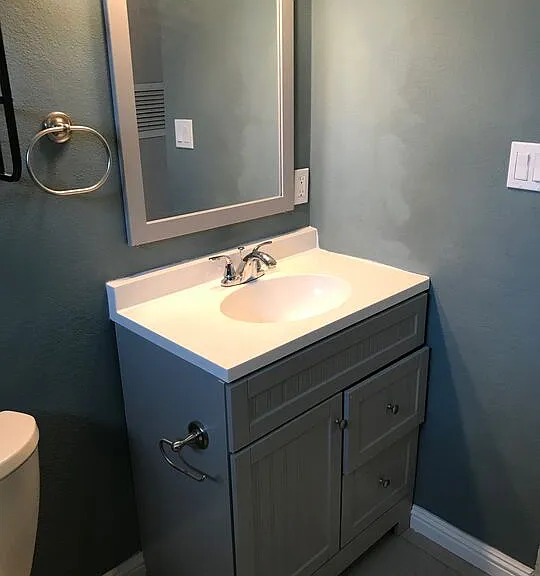 2018 S Longwood Ave #4 — Photo 5