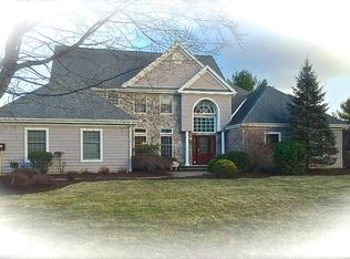 8 Ammerman Way, Chester, NJ 07930