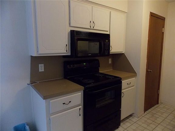 5th image of 401 12th Ave #128