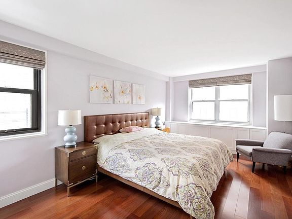 5th image of 165 W 66th St APT 10J
