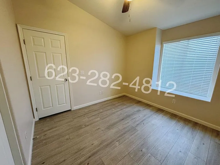 8556 W Carol Ave — Photo 9