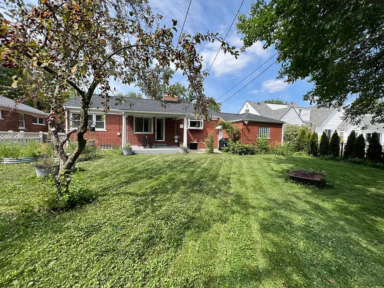 4417 Amherst Rd — Photo 19