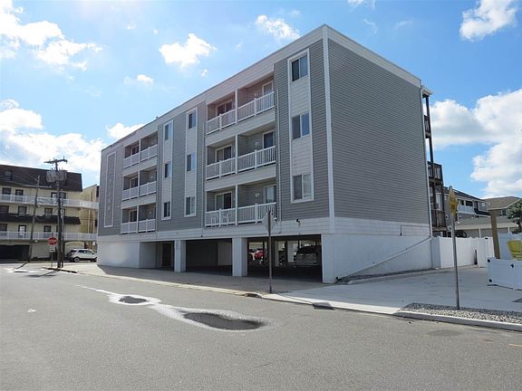 2nd image of 3900 Pleasure Ave APT 306