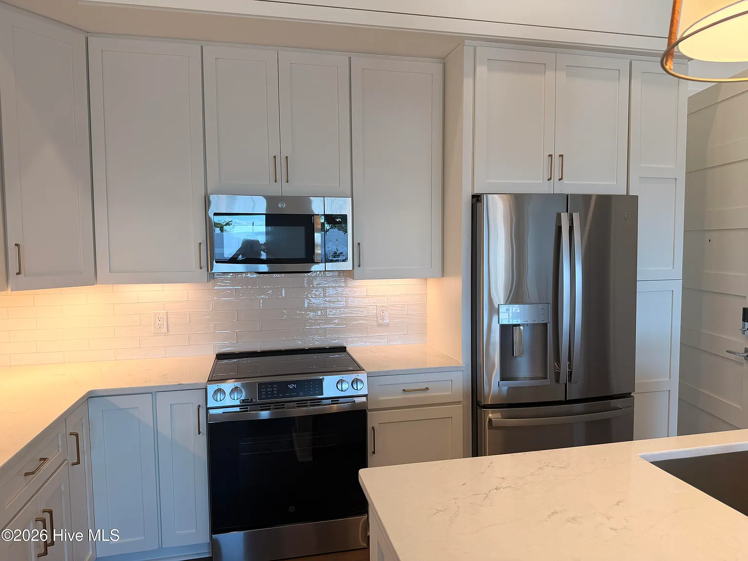 2 bed, 2.0 bath, 986 sqft, $2,995 — Photo 4