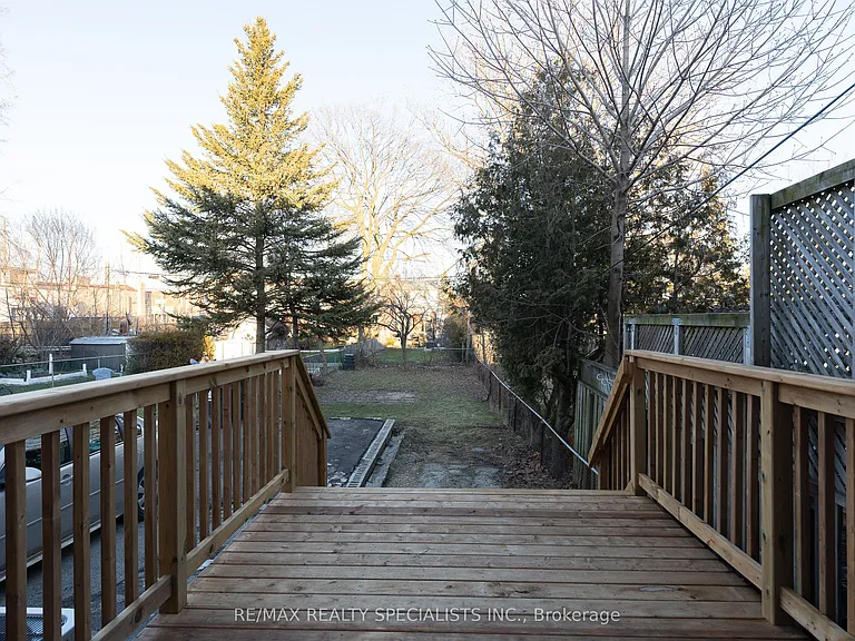 11 Dayton Ave — Photo 21