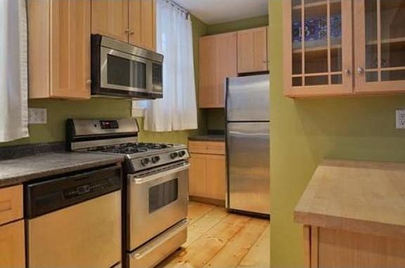 2nd image of 25 Charter St APT 1