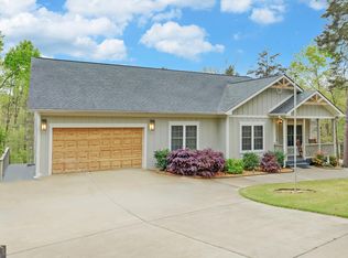 899 Paynes Creek Rd, Hartwell, GA 30643