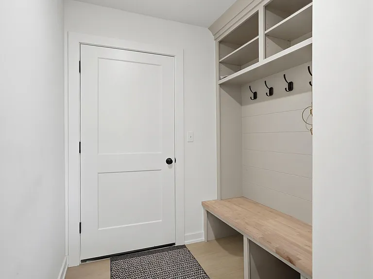 2305 N Traveller Dr — Photo 34