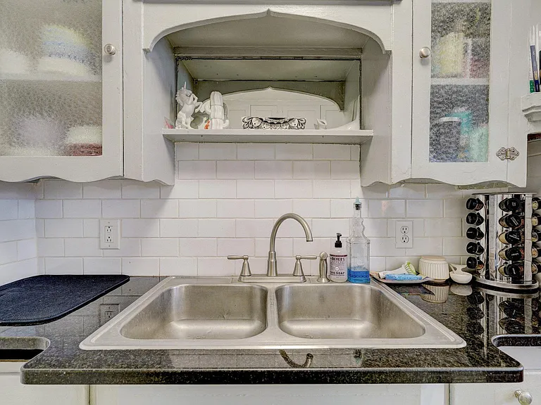 308 NW 24th St #B — Photo 24