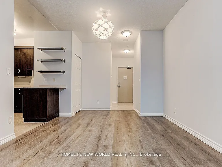 18 Holmes Ave #1315 — Photo 4