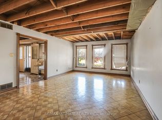 1010 Ritson Rd N, Oshawa, ON L1G6Z5