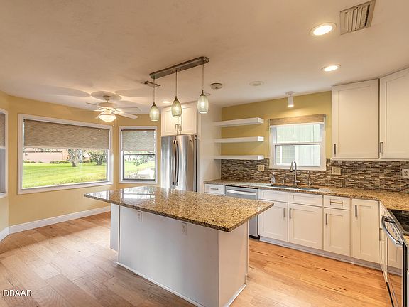5th image of 128 Spoonbill Ct